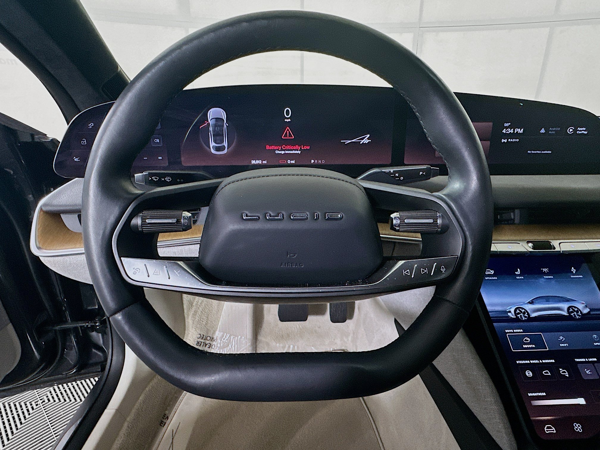 Used 2024 Lucid Air Touring AWD/4WD image 15