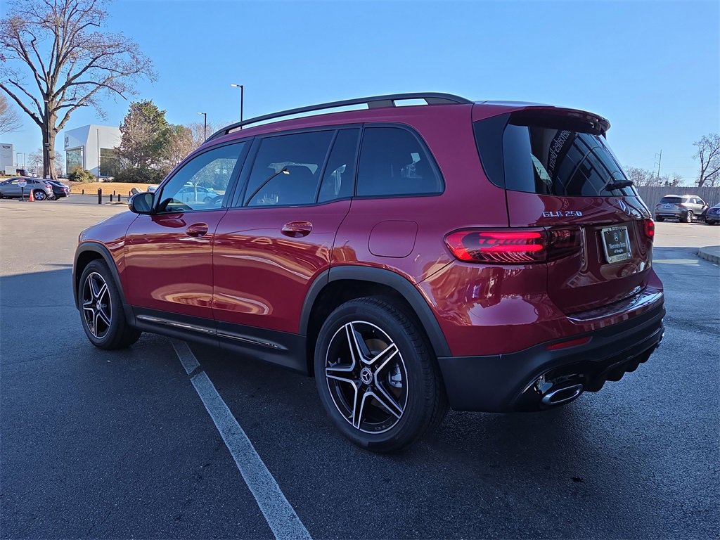 New 2026 Mercedes-Benz GLB 250 4MATIC image 3