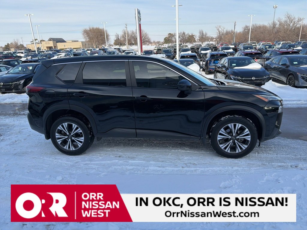 Used 2023 Nissan Rogue SV image 6
