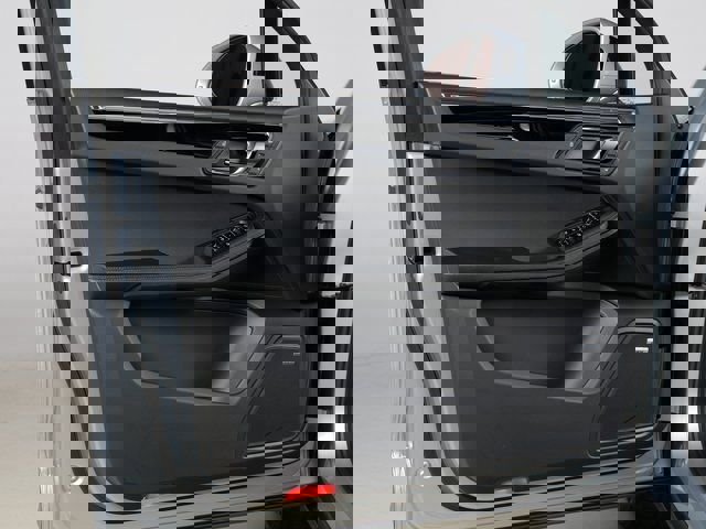 New 2026 Porsche Macan S image 29