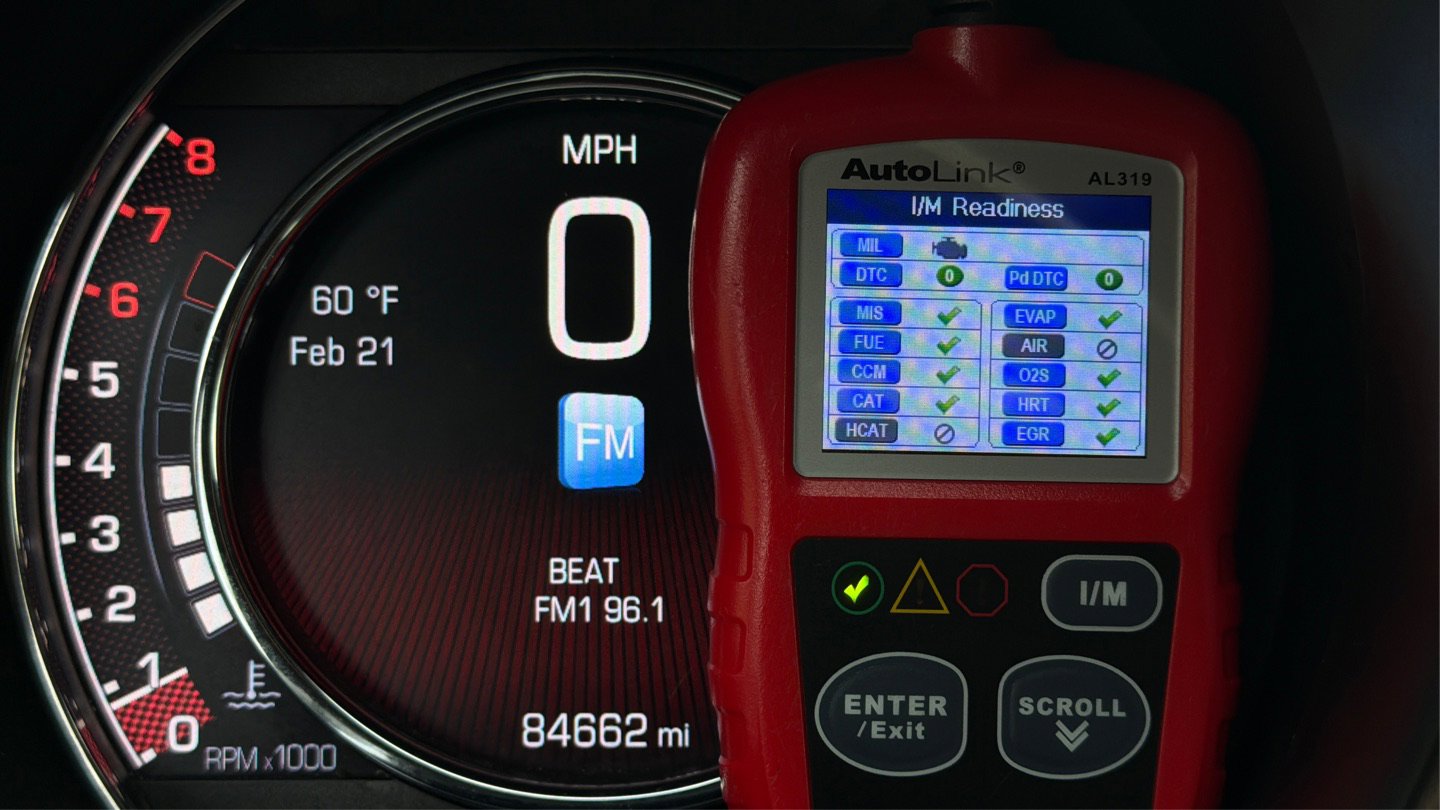 Used 2015 FIAT 500 Turbo w/ Beats Audio Package image 10