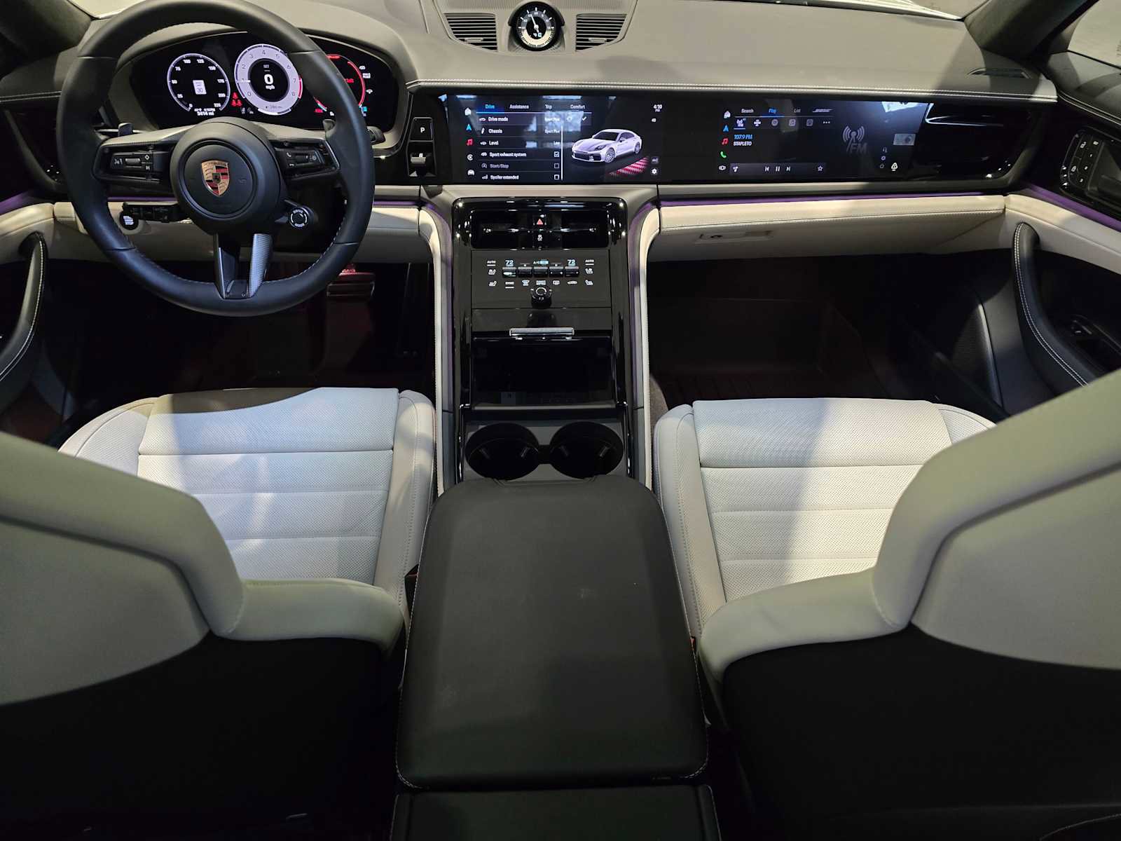 Used 2025 Porsche Panamera GTS image 27