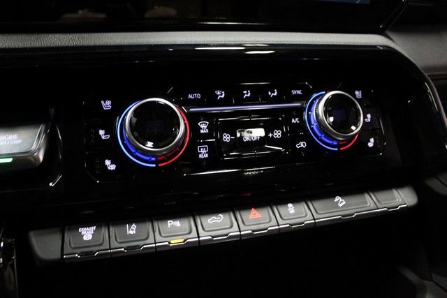 New 2026 GMC Sierra 2500 AT4 w/ Technology Package image 29