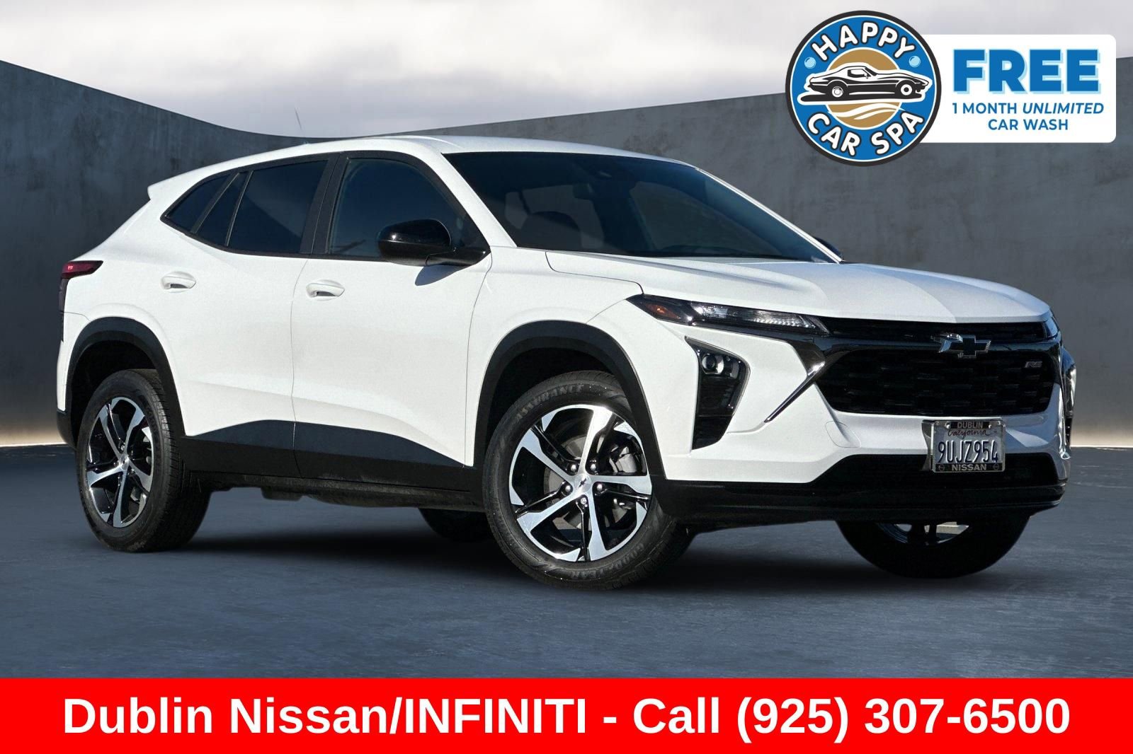 Used 2025 Chevrolet Trax RS
