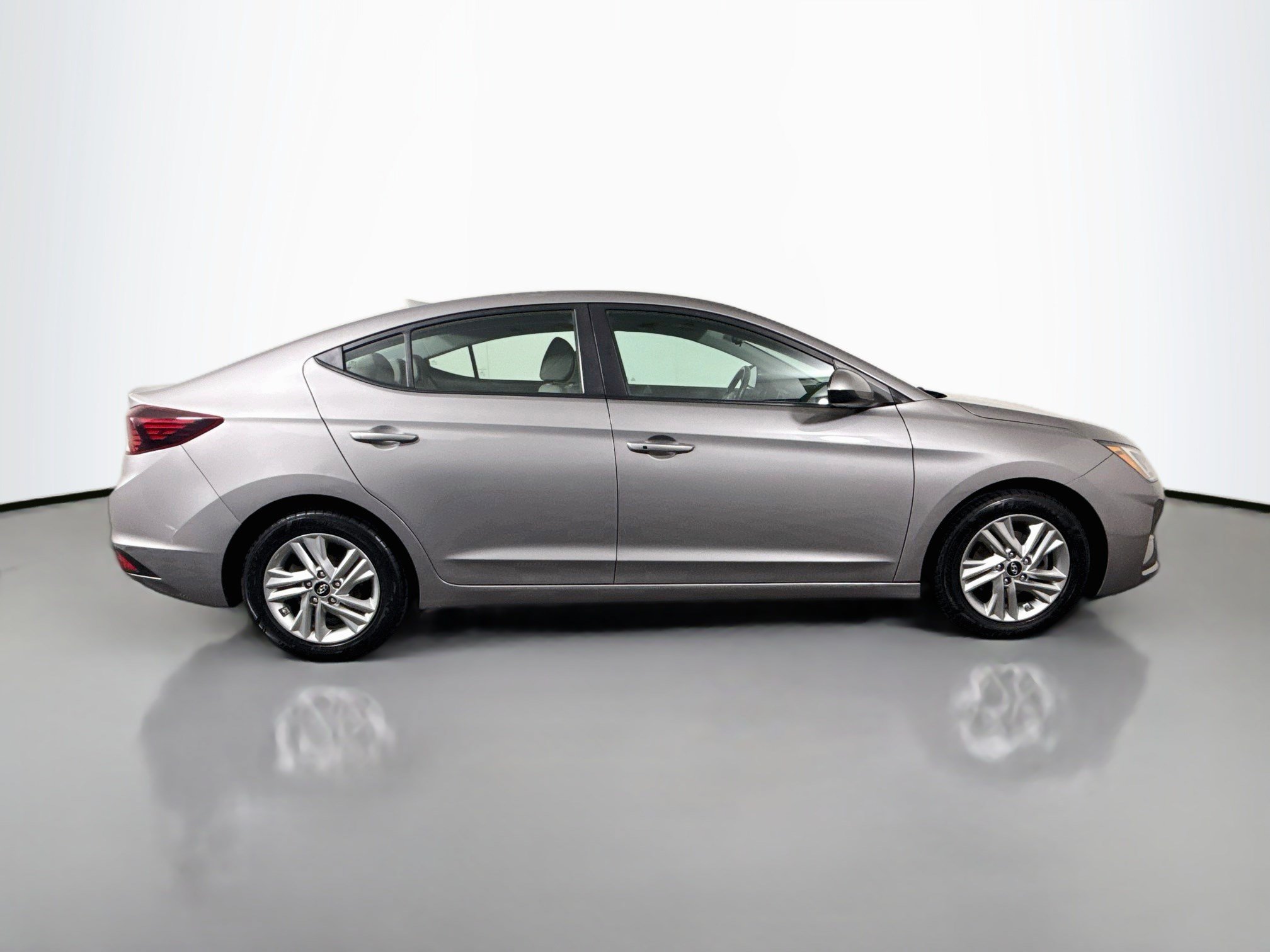 Used 2020 Hyundai Elantra Value Edition FWD image 11