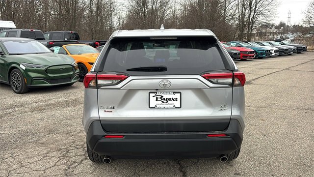 Used 2023 Toyota RAV4 LE image 31
