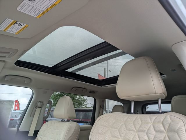 New 2026 Nissan Armada Platinum Reserve image 16