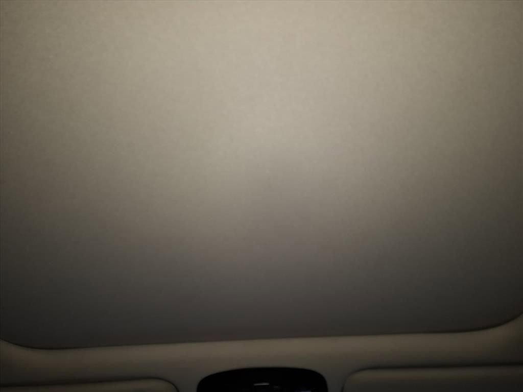 Used 2018 Kia Sorento SX image 12