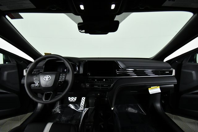 New 2026 Toyota Camry SE image 18