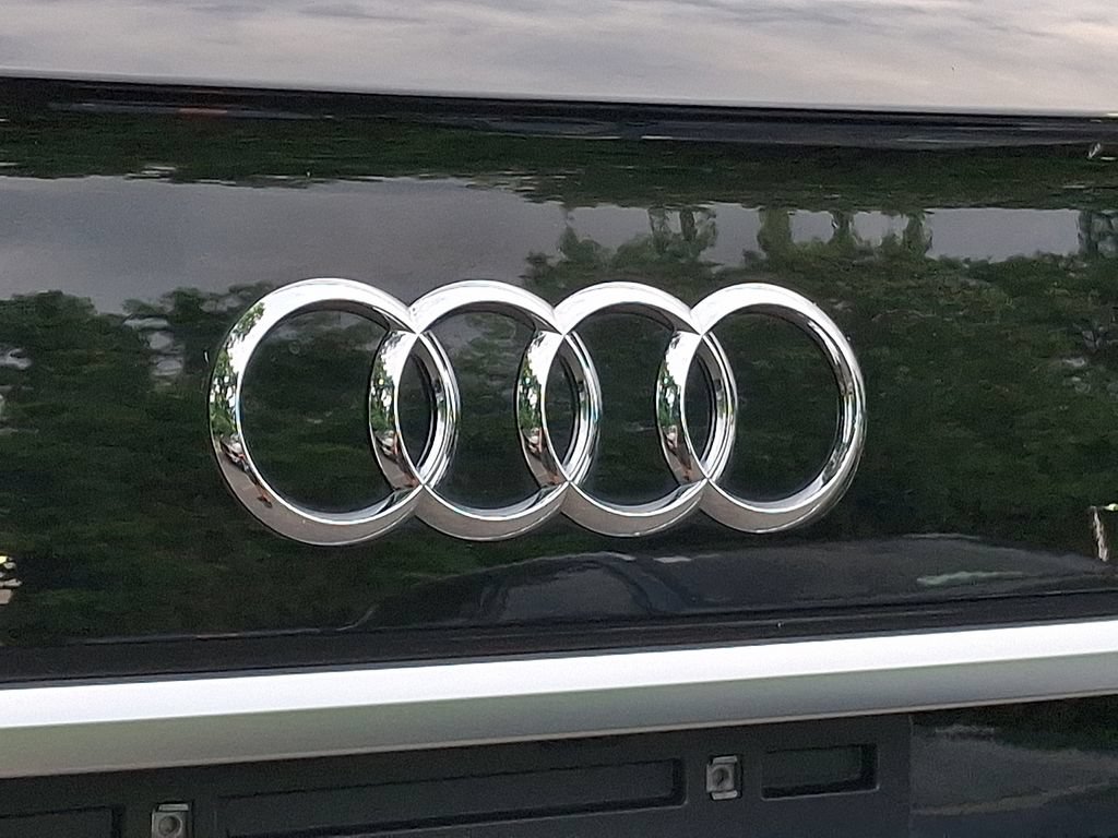 Used 2023 Audi Q5 2.0T Prestige w/ Prestige Package AWD/4WD image 30