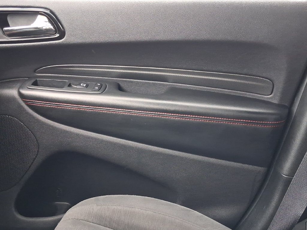 Used 2025 Dodge Durango GT RWD image 25