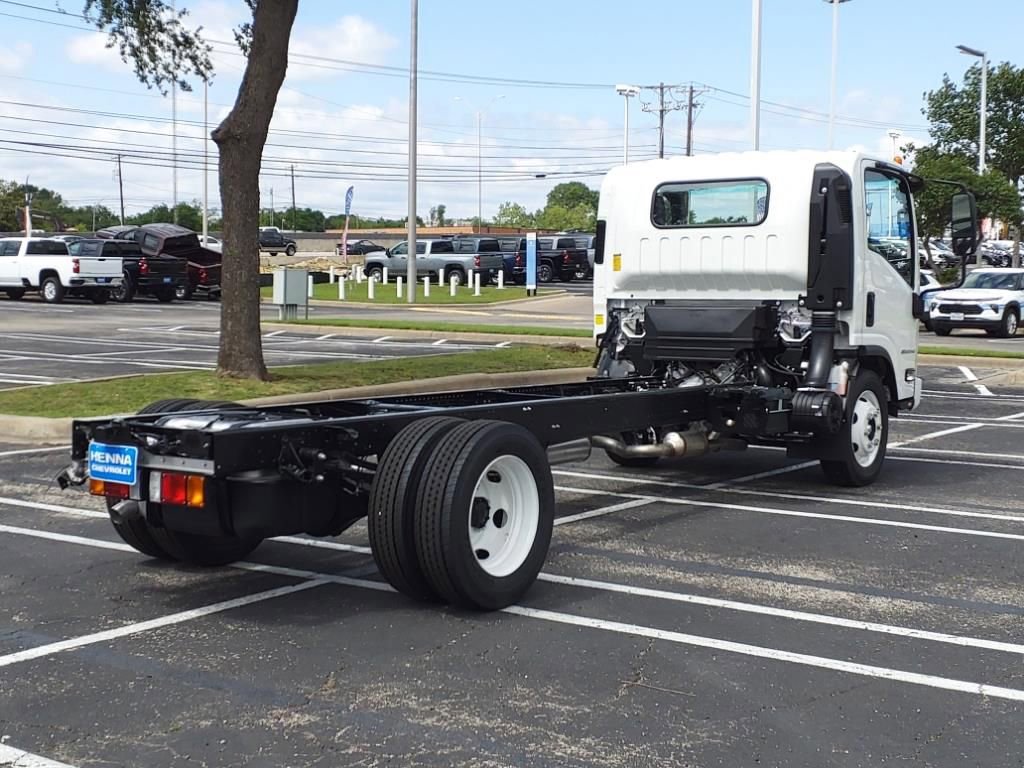 New 2024 Chevrolet Low Cab Forward image 4
