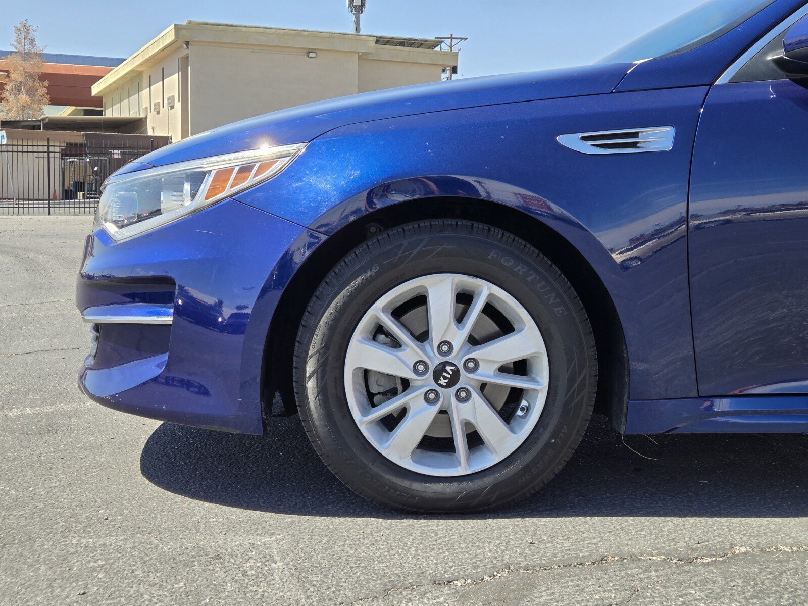 Used 2016 Kia Optima LX FWD image 6