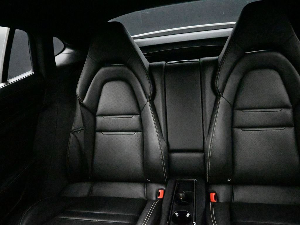 Used 2020 Porsche Panamera 4 image 50