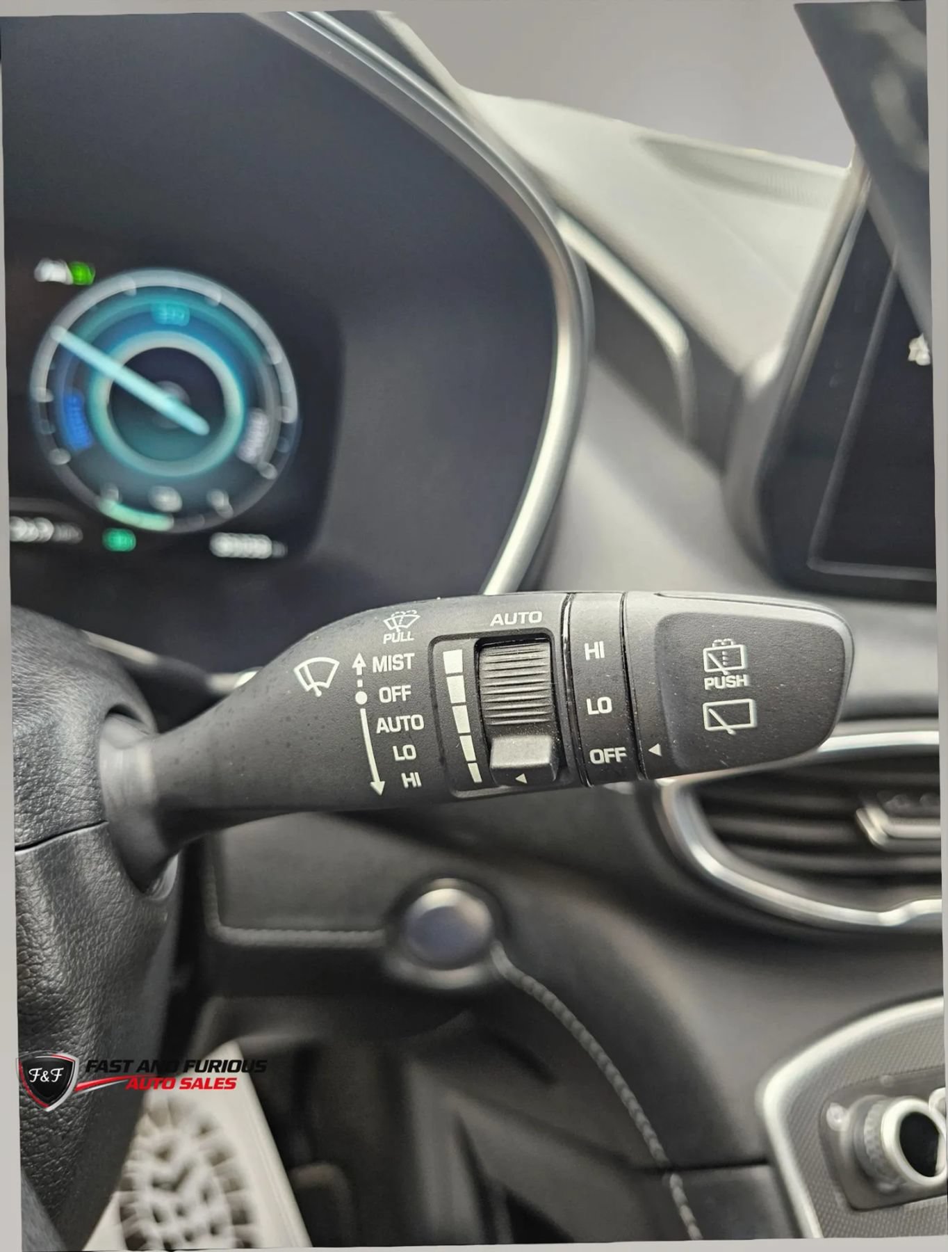 Used 2023 Hyundai Santa Fe Limited AWD/4WD image 13