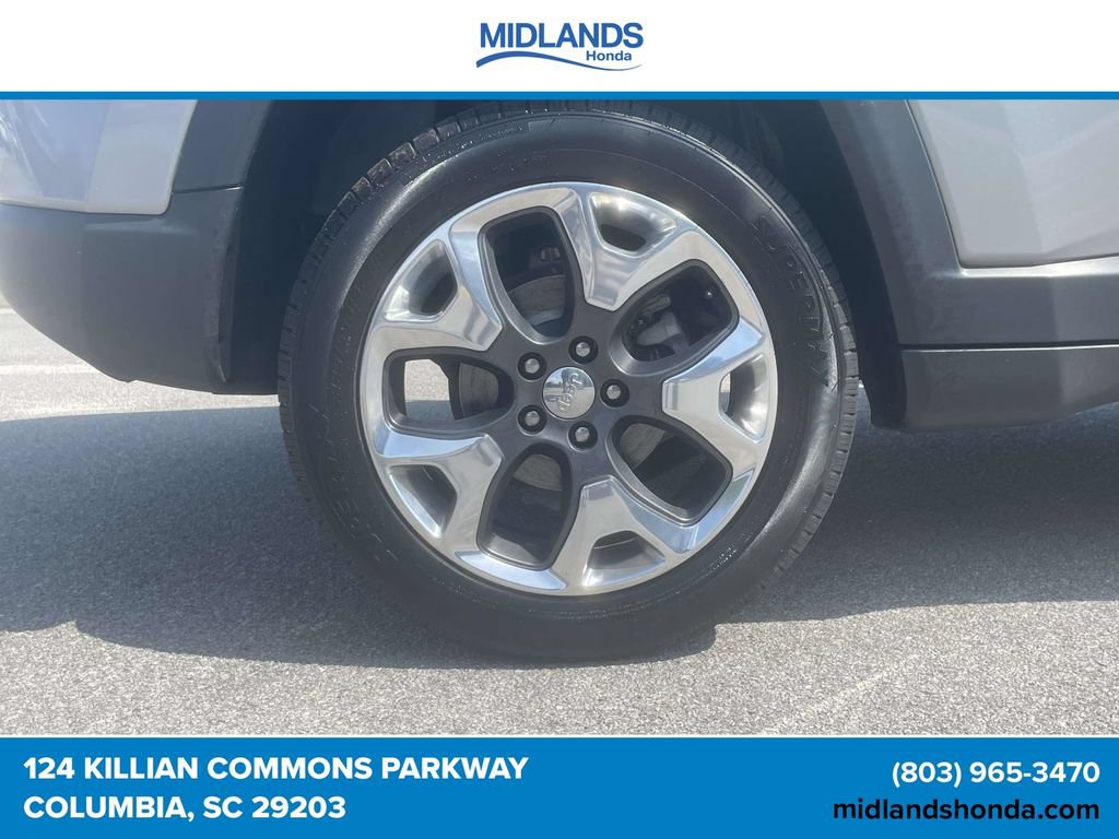 Used 2019 Jeep Compass Limited AWD/4WD image 7