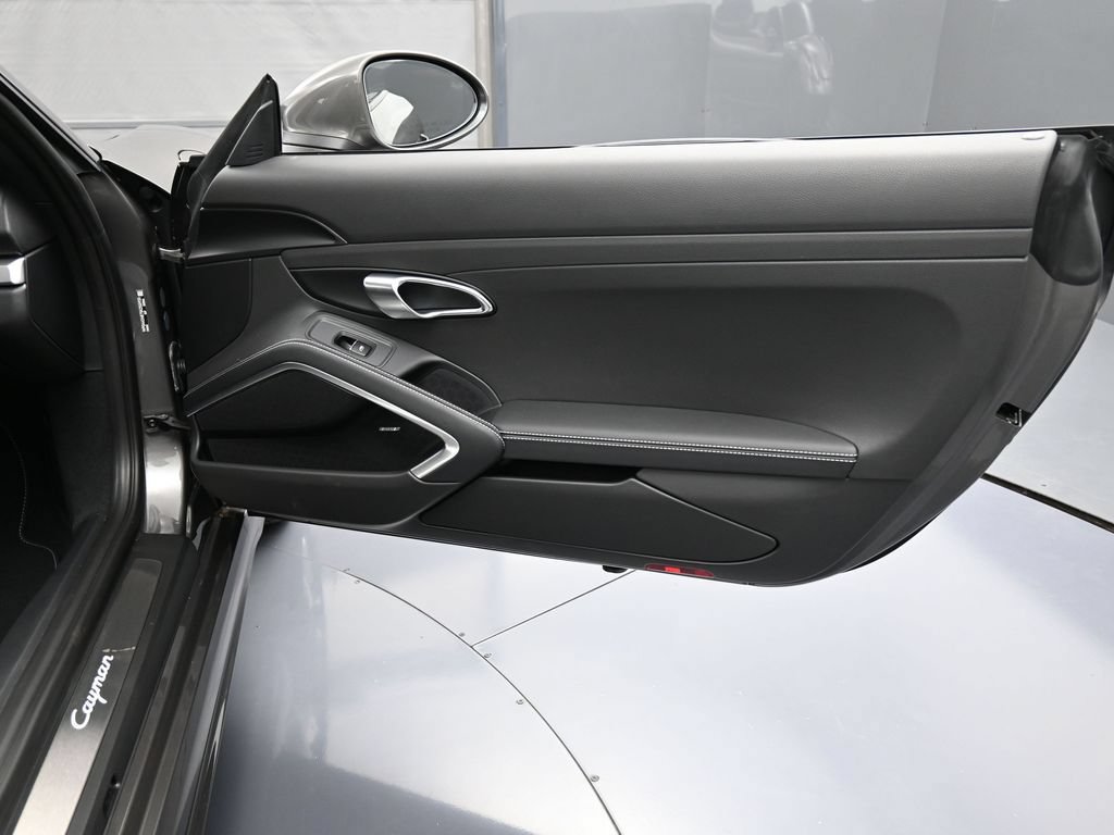 New 2025 Porsche 718 Cayman RWD image 24