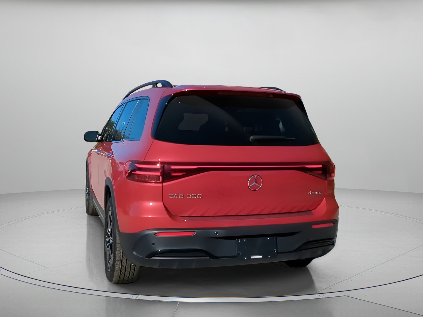 Used 2024 Mercedes-Benz EQB 300 4MATIC image 22