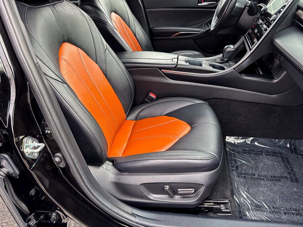 Used 2020 Toyota Avalon XLE image 37