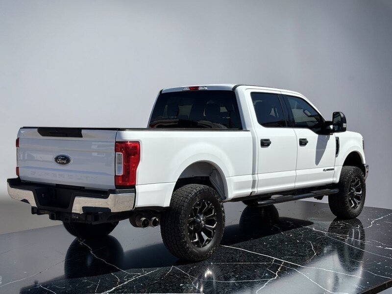 Used 2018 Ford F250 XLT AWD/4WD image 4