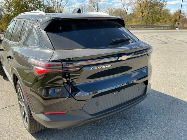 New 2026 Chevrolet Equinox EV LT image 26
