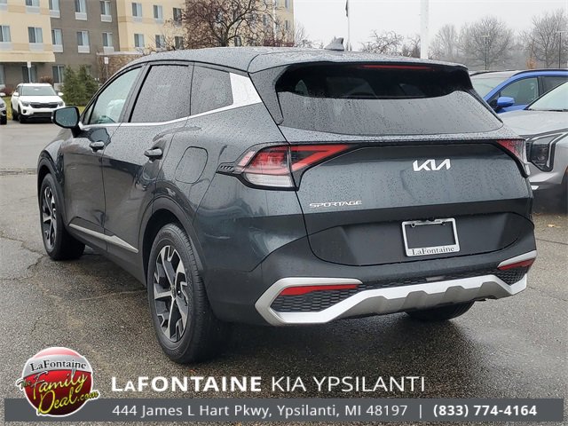 Certified 2025 Kia Sportage EX image 6