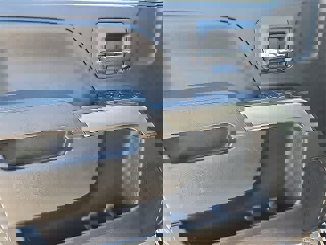 Certified 2017 Chevrolet Silverado 1500 LT w/ All Star Edition image 22