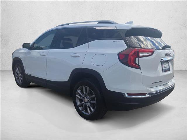 Used 2024 GMC Terrain SLT image 8