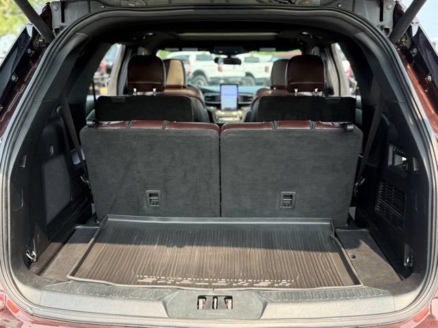 Certified 2020 Ford Explorer Platinum w/ Premium Technology Package AWD/4WD image 21