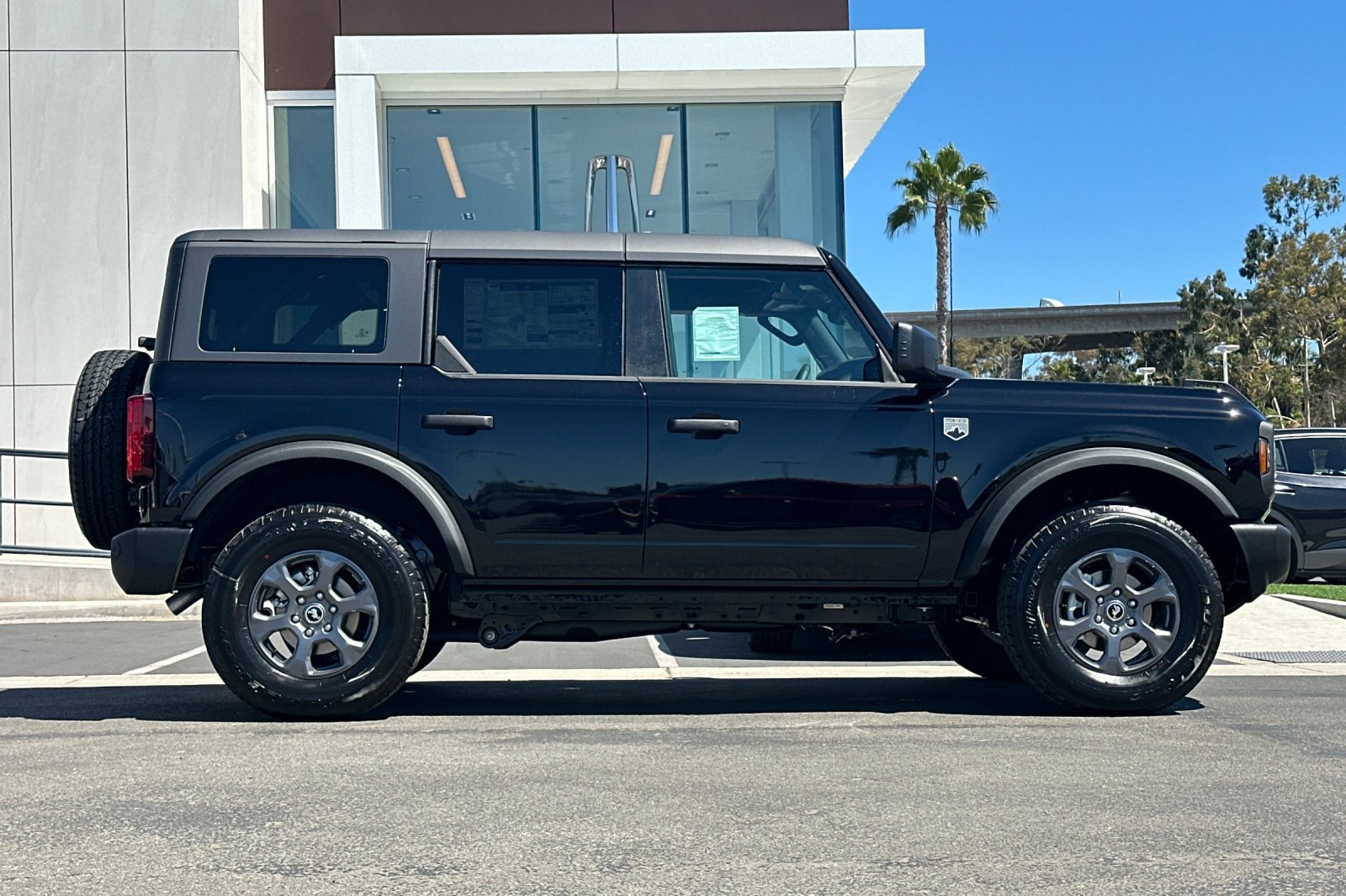 New 2026 Ford Bronco Big Bend AWD/4WD image 2