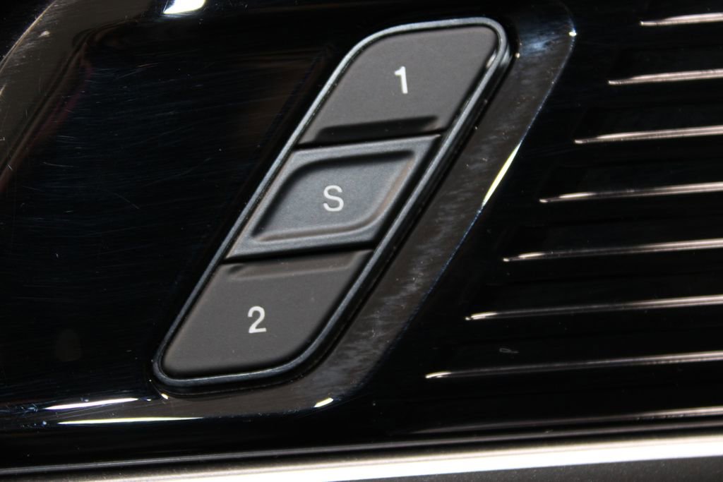 Used 2024 Jeep Wagoneer Series III image 39