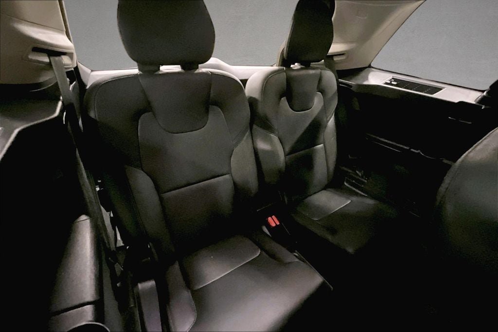 Certified 2023 Volvo XC90 B6 Core w/ Protection Package Premier AWD/4WD image 26