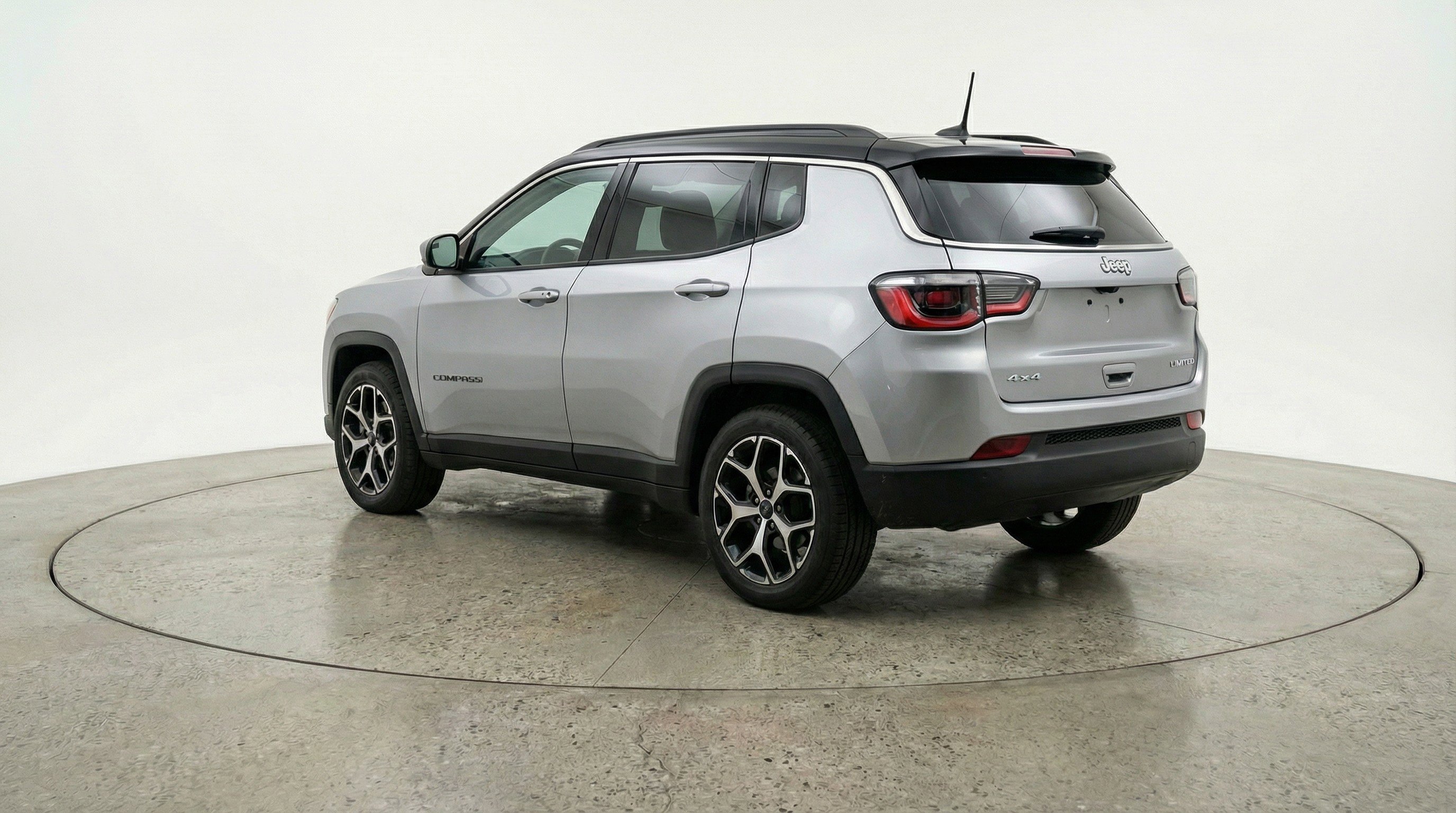 Used 2025 Jeep Compass Limited AWD/4WD image 6
