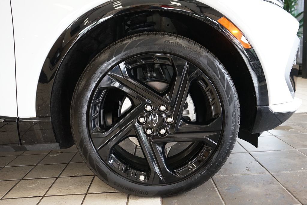 Used 2024 Chevrolet Equinox EV RS FWD image 67