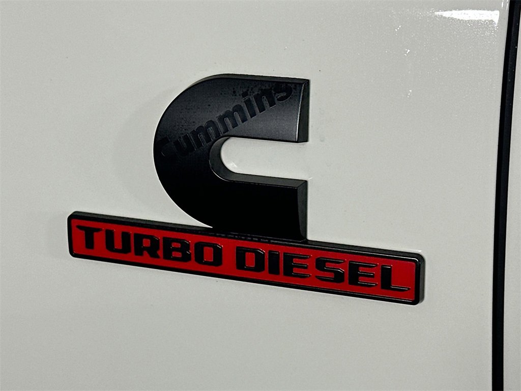 Used 2023 RAM 3500 Laramie w/ Night Edition image 37