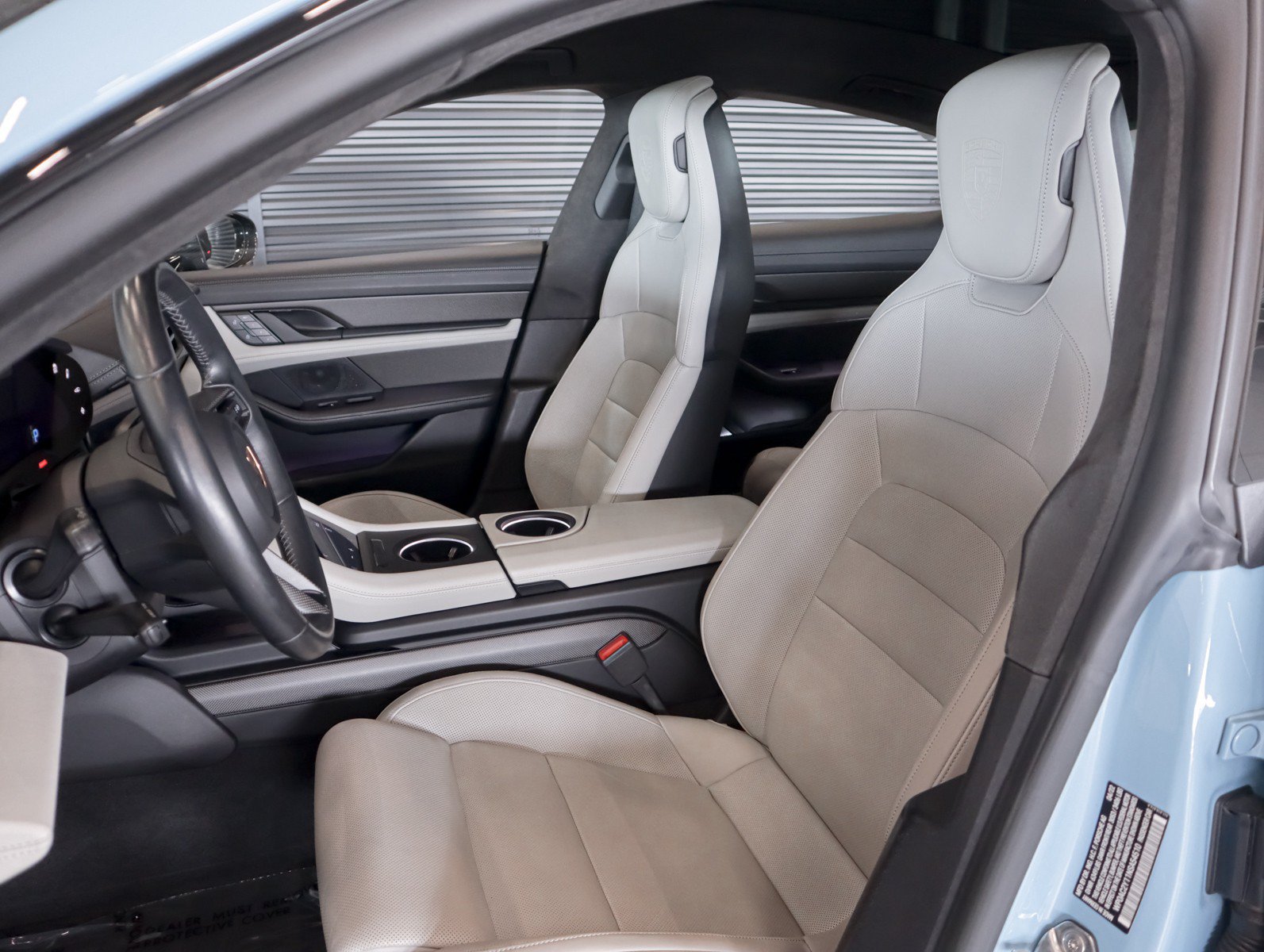 Certified 2022 Porsche Taycan Turbo AWD/4WD image 5