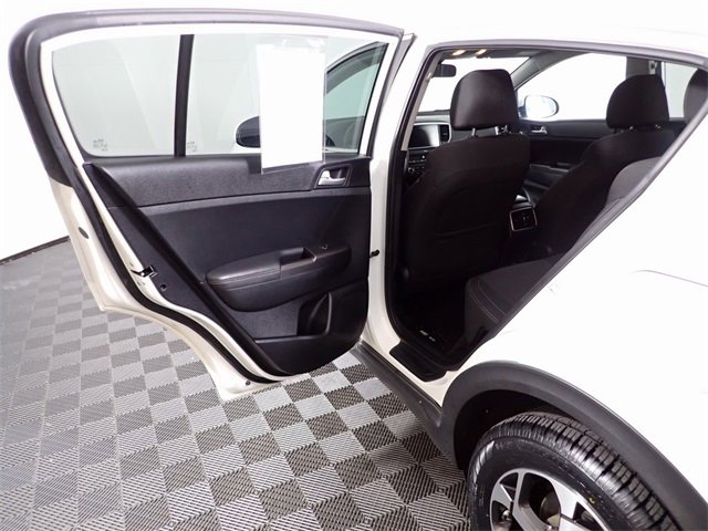 Used 2022 Kia Sportage LX image 22