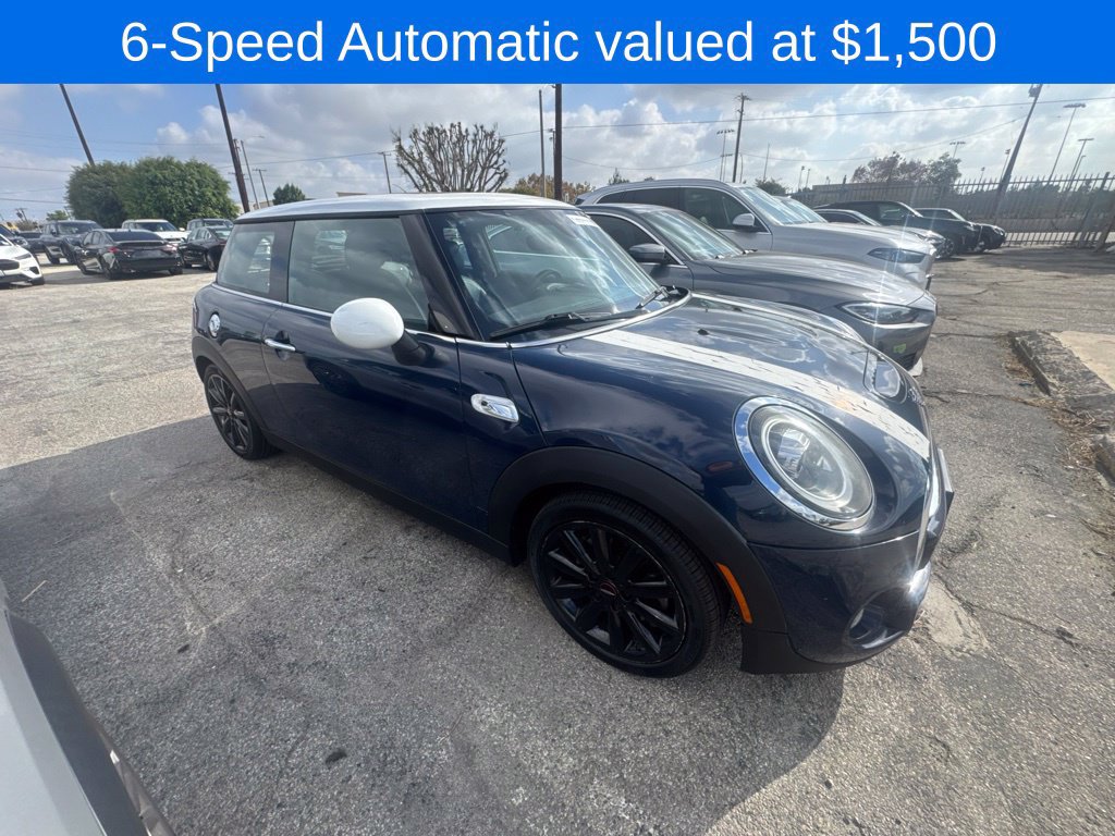 Used 2019 MINI Cooper S w/ Signature Upholstery Package FWD image 2