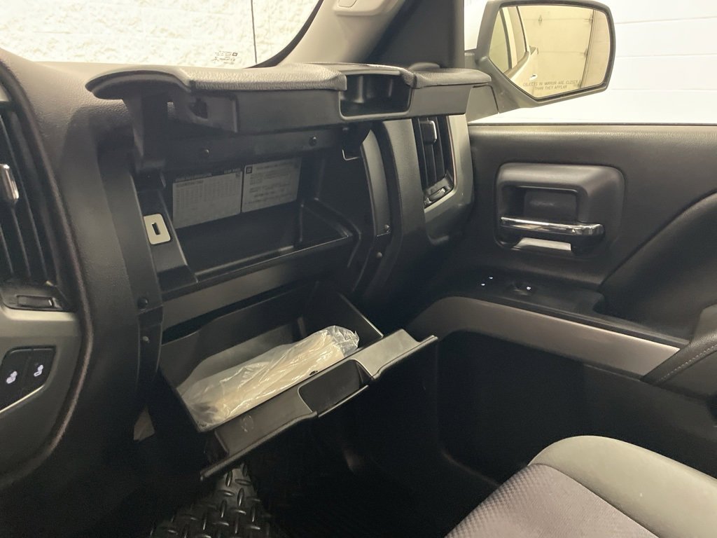 Used 2017 Chevrolet Silverado 1500 LT w/ All Star Edition image 21