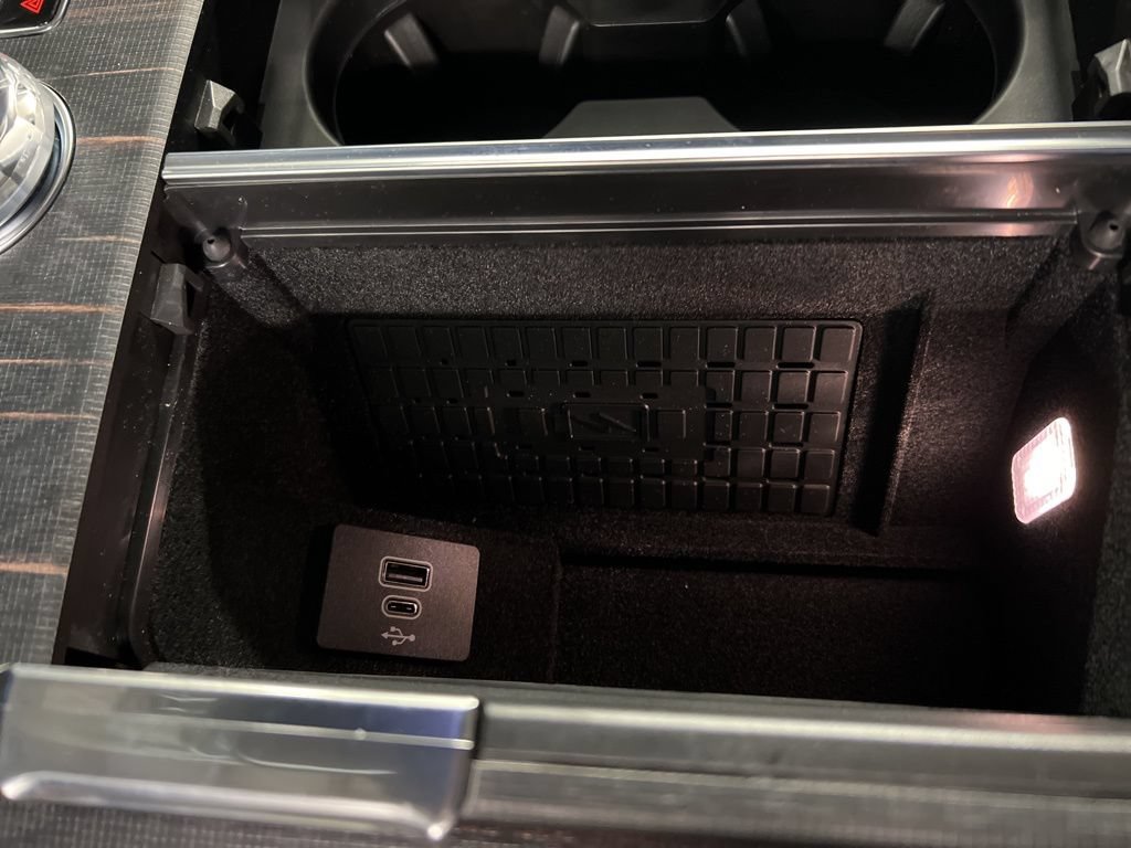 New 2026 Lincoln Navigator Black Label AWD/4WD image 18