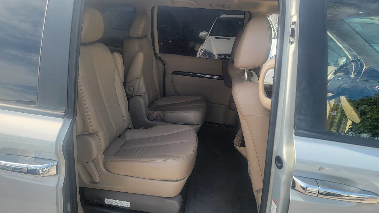 Used 2012 Kia Sedona EX w/ Luxury Pkg image 24