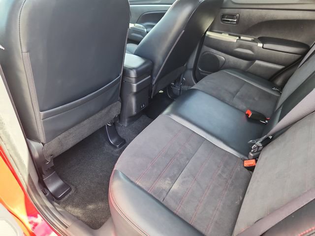 Used 2022 Mitsubishi Outlander Sport SE image 8