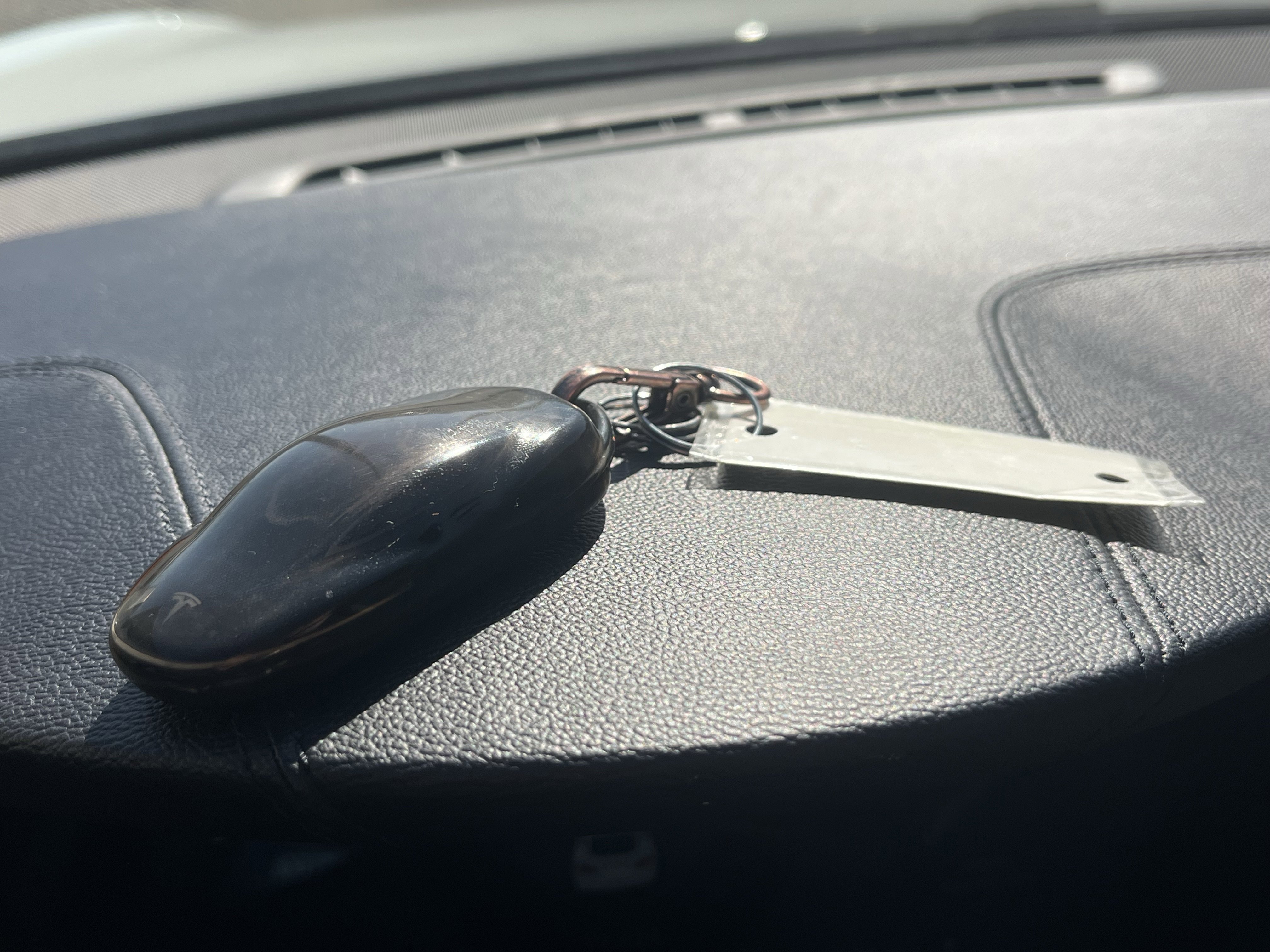 Used 2014 Tesla Model S 60 image 9