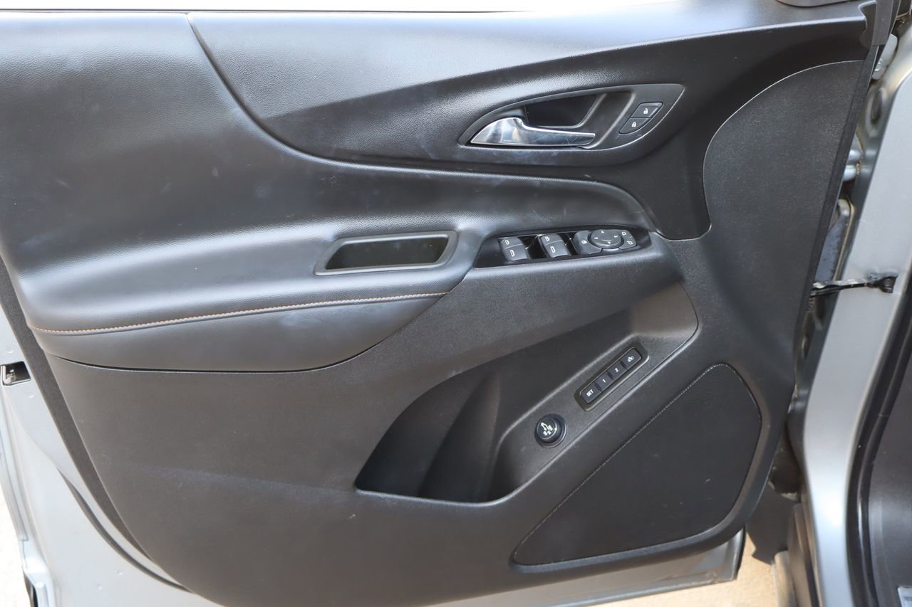 Used 2023 Chevrolet Equinox Premier FWD image 19
