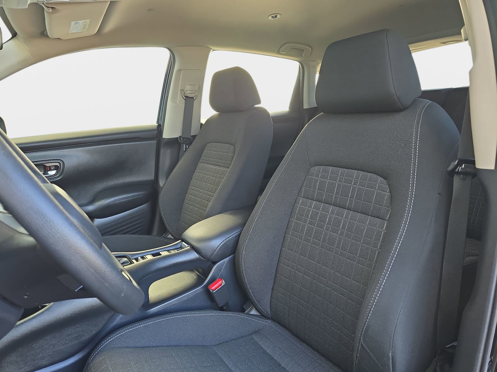 Certified 2023 Honda HR-V LX image 17