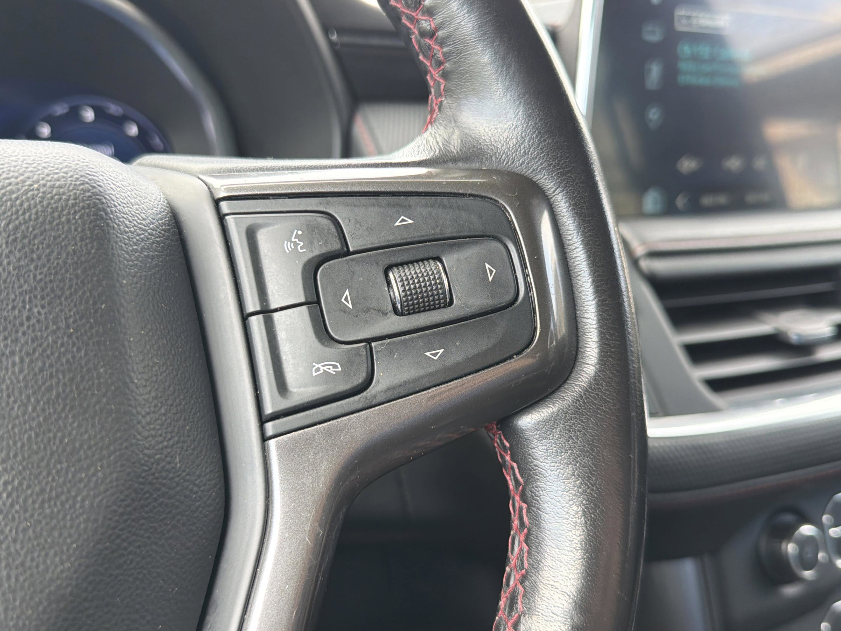 Used 2023 Chevrolet Suburban RST image 12