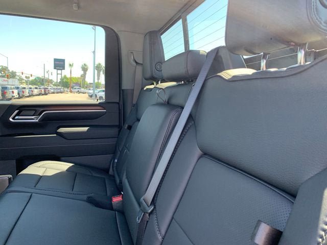 New 2026 GMC Sierra 2500 Denali w/ Denali Reserve Package AWD/4WD image 11