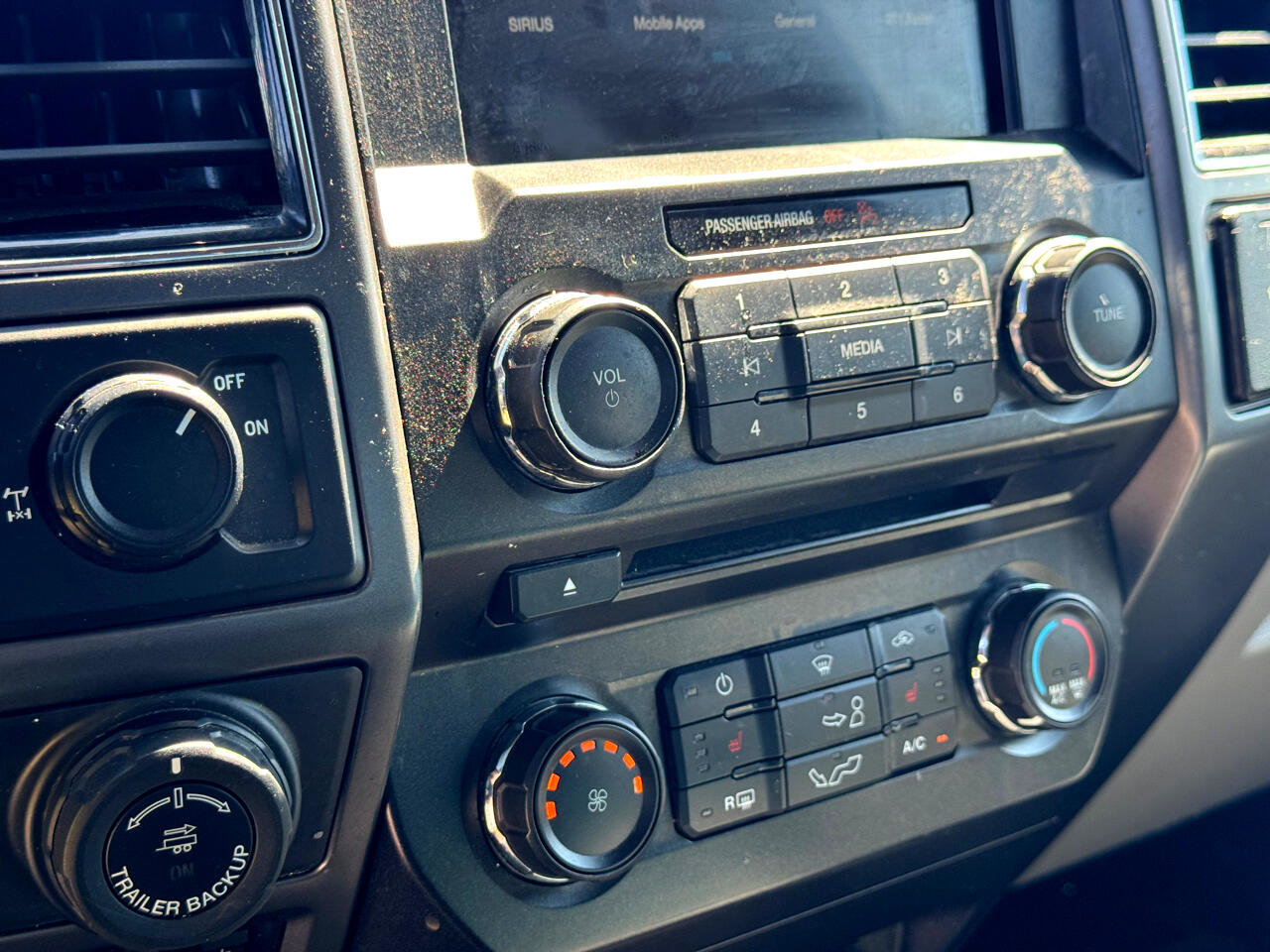 Used 2018 Ford F150 XLT w/ Equipment Group 302A Luxury image 35