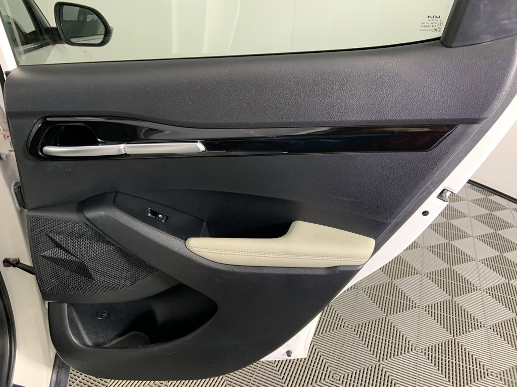 Used 2023 Kia Seltos EX image 23