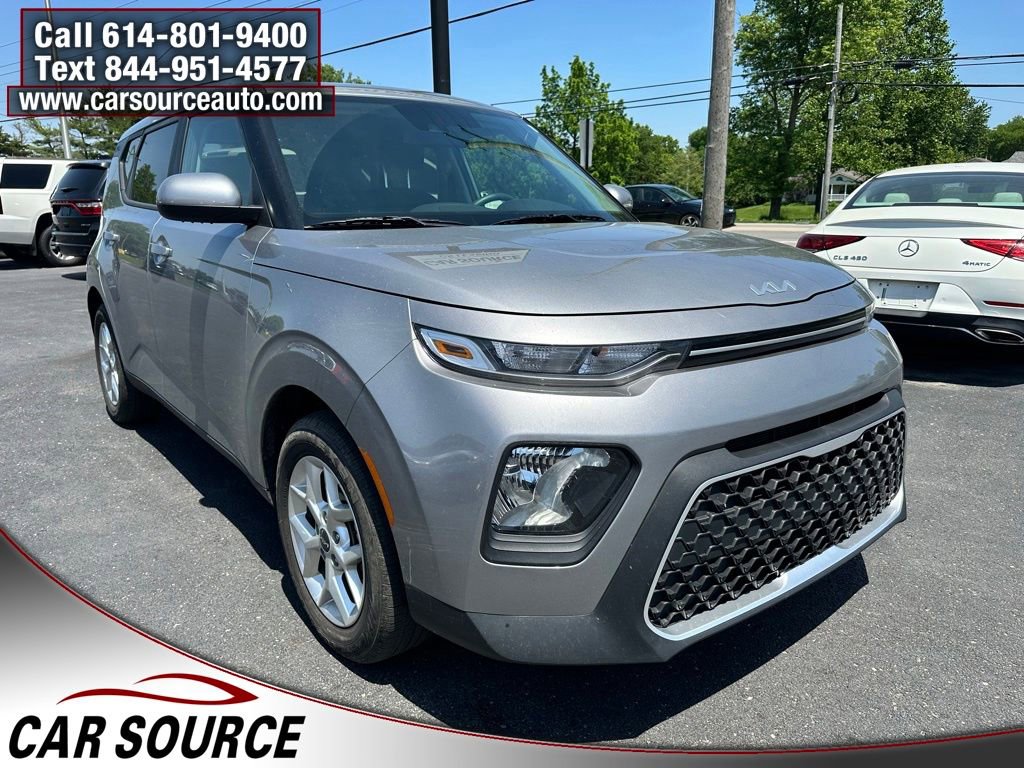 Used 2022 Kia Soul LX w/ Technology Package FWD image 6